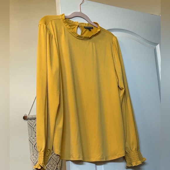 Yellow Adriana Papell High-neck top - Picture 1 of 1